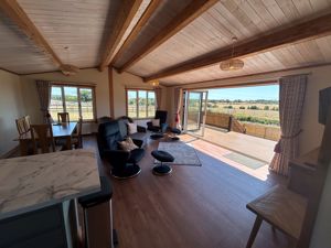 Photo 2- click for photo gallery